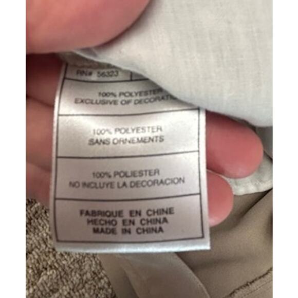 Nike Dri-Fit Golf Khaki Pleated Front Golf Shorts Size 42 - Picture 7 of 10